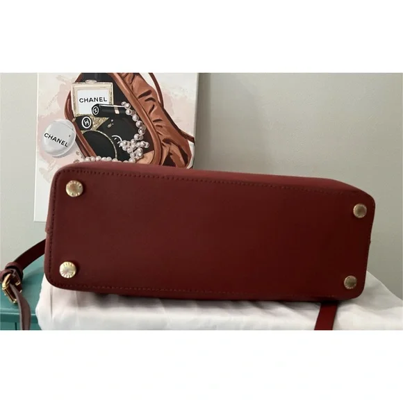 NWOT Michael Kors Leather Selma Satchel Crossbody Bag! - Picture 7 of 7